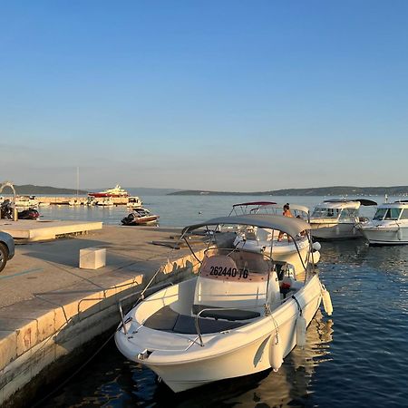 Amaizing Apartment Near Airport Kaštel Štafilić 外观 照片